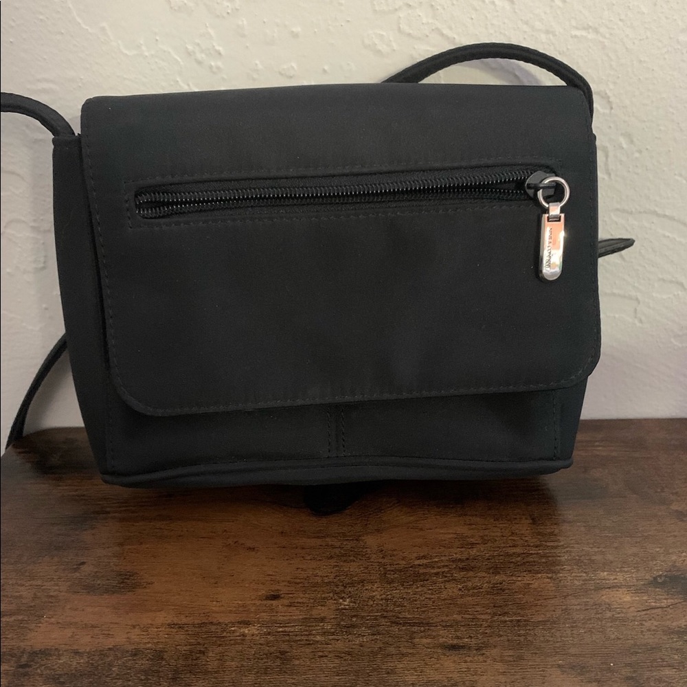 Nine and Company Purse